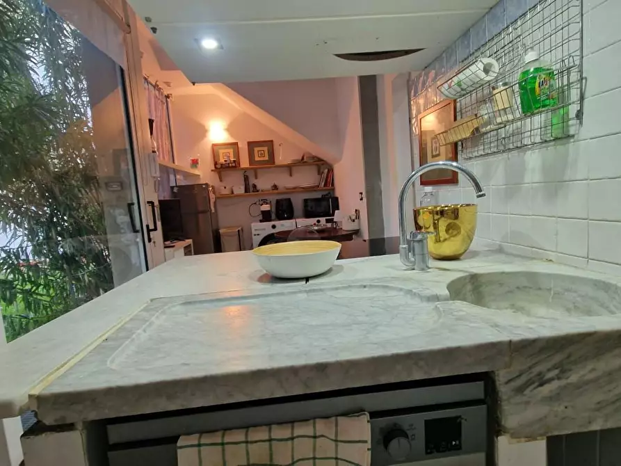 Immagine 10 di Villetta a schiera in vendita  a Ameglia