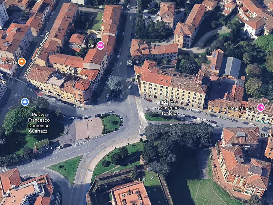 Immagine 7 di Locale commerciale in vendita  a Pisa