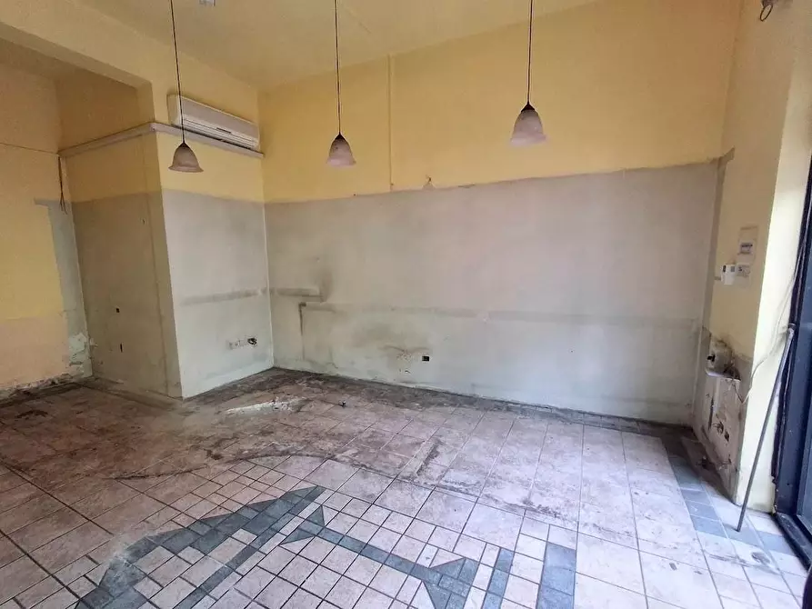 Immagine 5 di Locale commerciale in vendita  a Pisa