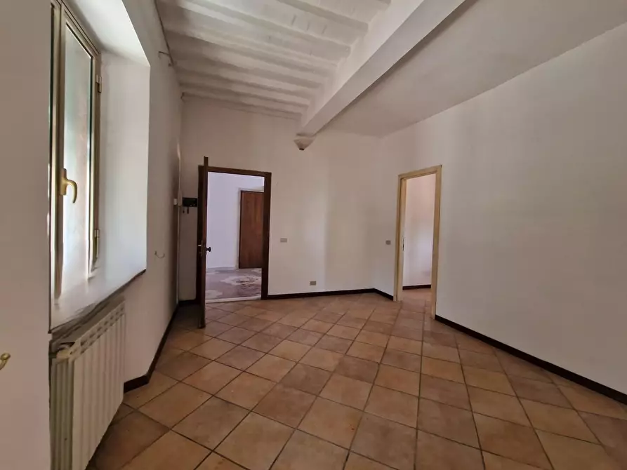 Immagine 6 di Appartamento in vendita  a Carrara