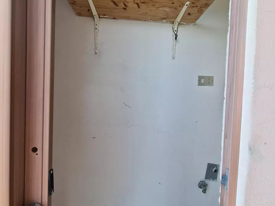 Immagine 12 di Appartamento in vendita  a Carrara