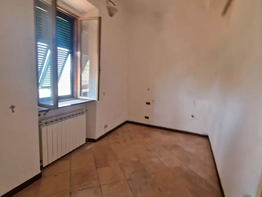 Immagine 7 di Appartamento in vendita  a Carrara