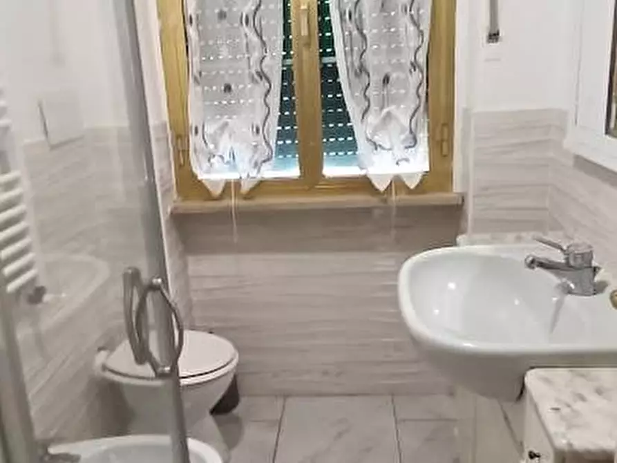 Immagine 4 di Appartamento in vendita  a Pisa