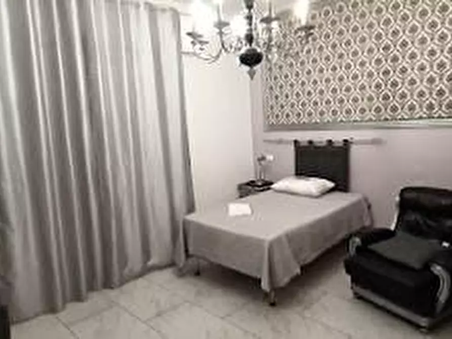 Immagine 11 di Appartamento in vendita  a Pisa