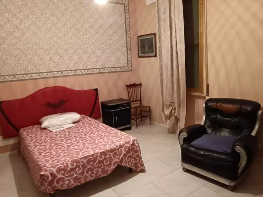 Immagine 5 di Appartamento in vendita  a Pisa