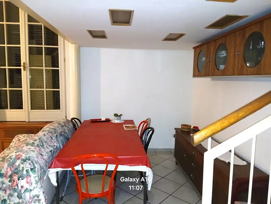 Immagine 11 di Appartamento in vendita  a Viareggio