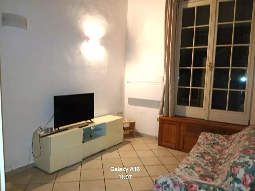 Immagine 13 di Appartamento in vendita  a Viareggio