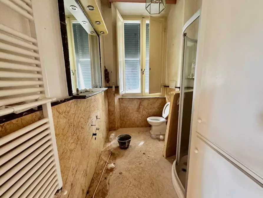 Immagine 11 di Appartamento in vendita  a Pisa