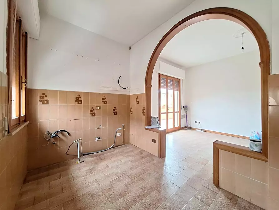 Immagine 10 di Appartamento in vendita  a Vicopisano