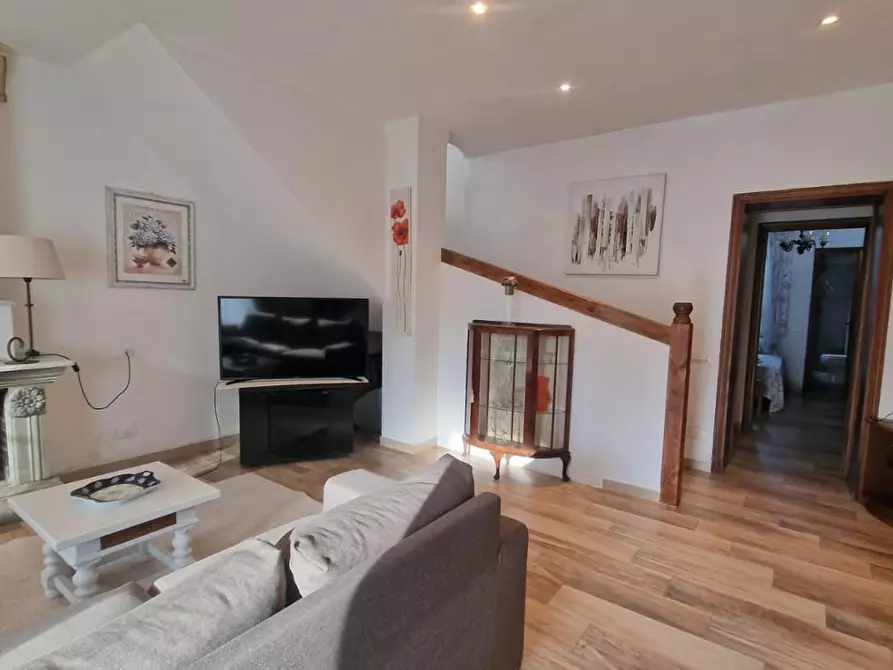 Immagine 4 di Villetta a schiera in vendita  a Viareggio