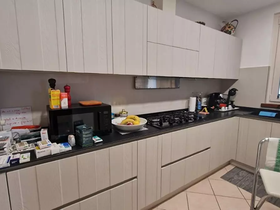 Immagine 9 di Mansarda in vendita  a Viareggio