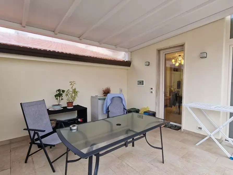 Immagine 13 di Mansarda in vendita  a Viareggio