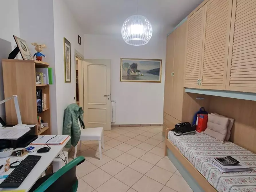 Immagine 20 di Mansarda in vendita  a Viareggio