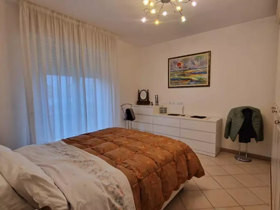 Immagine 21 di Mansarda in vendita  a Viareggio