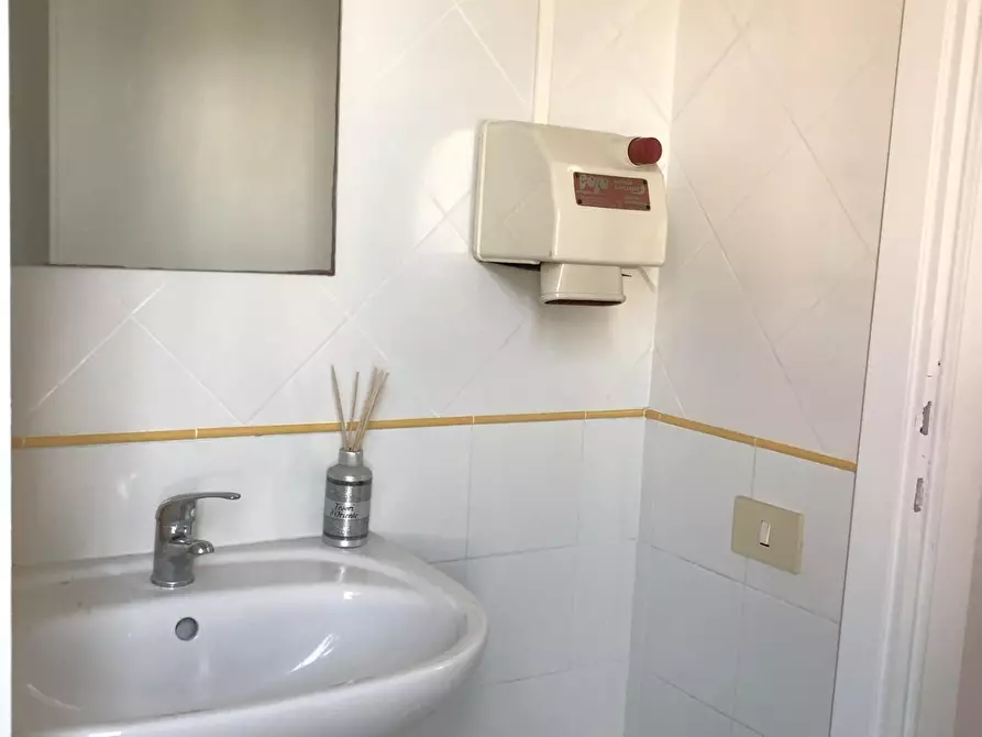 Immagine 7 di Appartamento in vendita  a Calcinaia