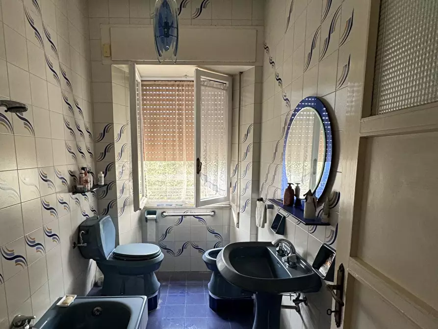 Immagine 12 di Appartamento in vendita  a Massa