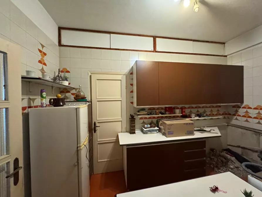 Immagine 9 di Appartamento in vendita  a Massa