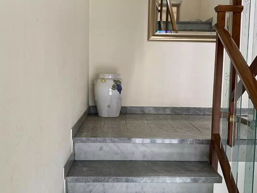 Immagine 41 di Appartamento in vendita  a Viareggio