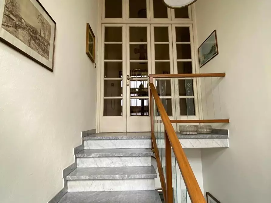 Immagine 40 di Appartamento in vendita  a Viareggio