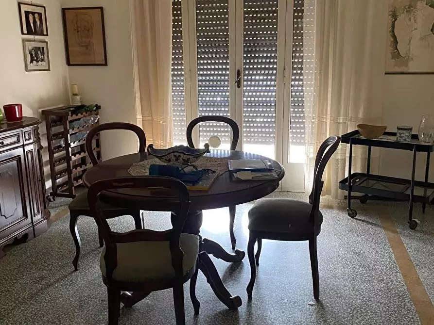 Immagine 15 di Appartamento in vendita  a Viareggio