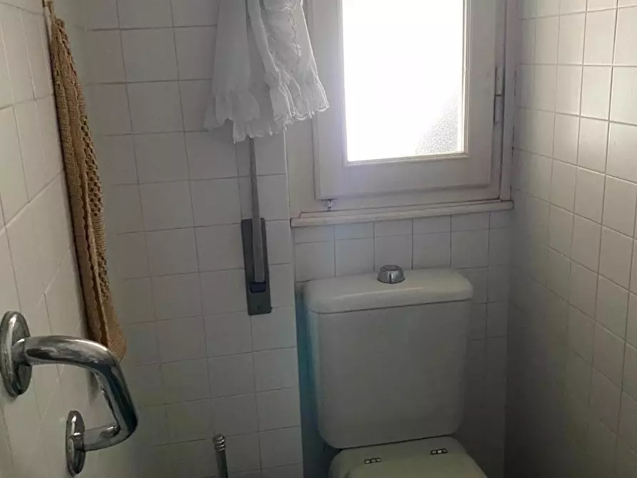 Immagine 7 di Appartamento in vendita  a Viareggio