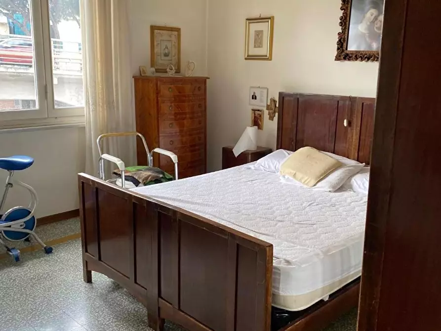 Immagine 4 di Appartamento in vendita  a Viareggio