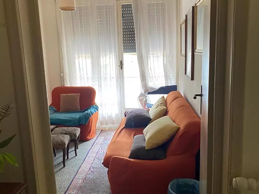 Immagine 5 di Appartamento in vendita  a Viareggio