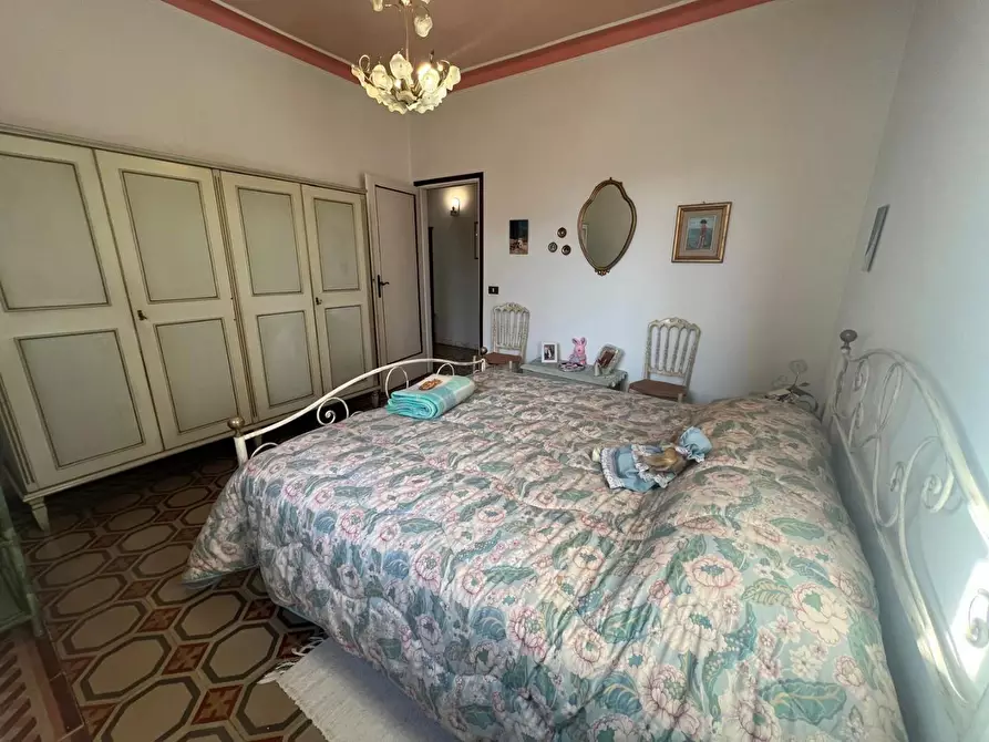 Immagine 17 di Mansarda in vendita  a Camaiore