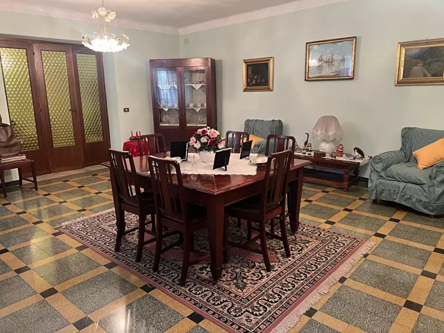 Immagine 2 di Mansarda in vendita  a Camaiore