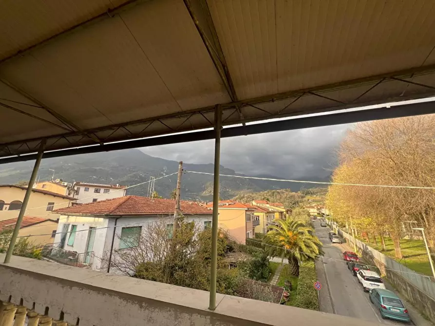 Immagine 25 di Mansarda in vendita  a Camaiore