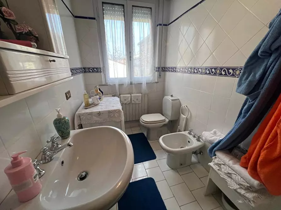 Immagine 20 di Mansarda in vendita  a Camaiore