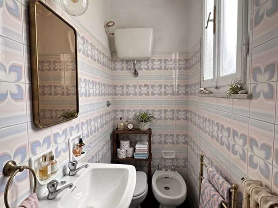 Immagine 25 di Appartamento in vendita  a Cascina