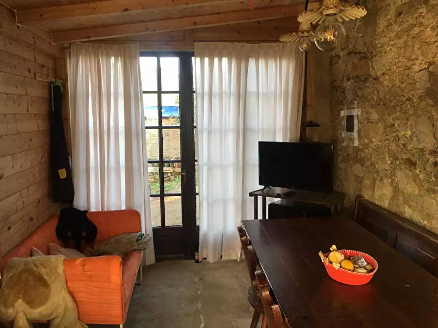 Immagine 8 di Terreno residenziale in vendita  a Camaiore