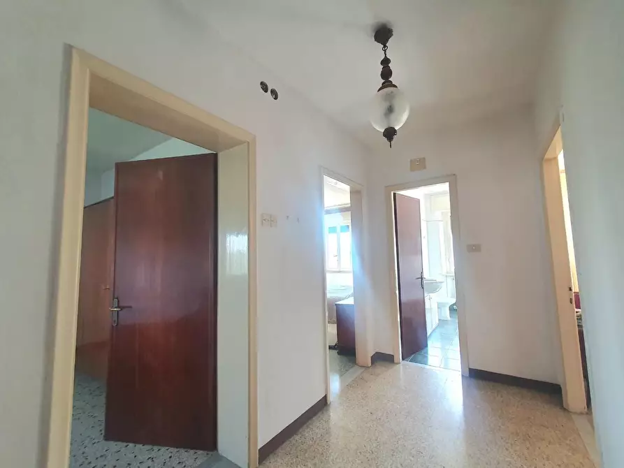 Immagine 20 di Casa semindipendente in vendita  a Capannori