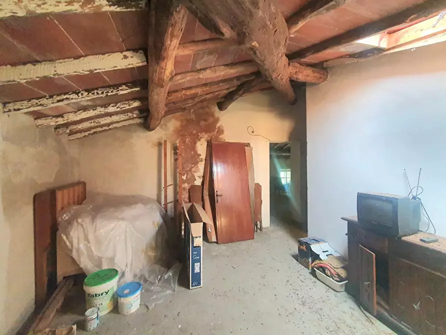 Immagine 38 di Casa semindipendente in vendita  a Capannori