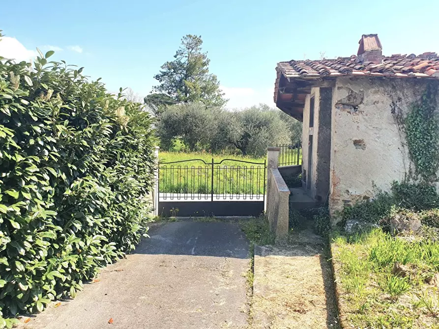 Immagine 43 di Casa semindipendente in vendita  a Capannori