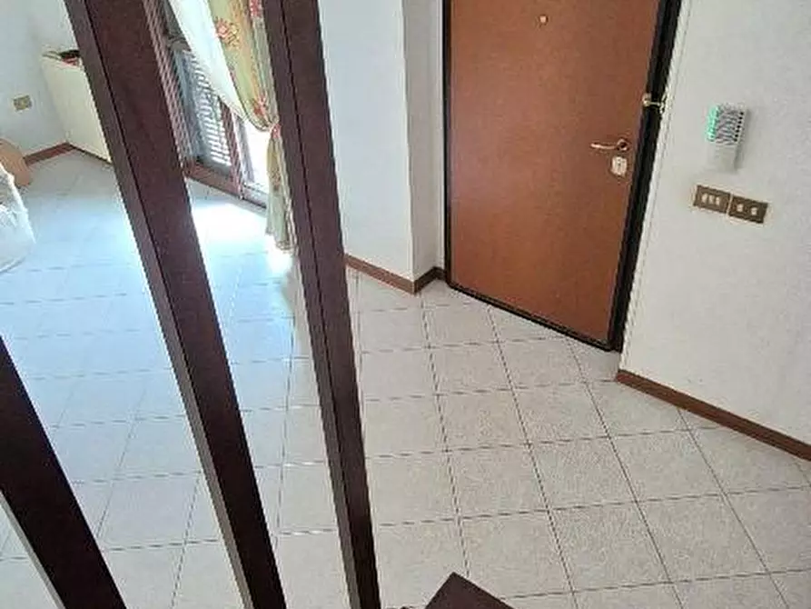 Immagine 21 di Villetta a schiera in vendita  a Calci