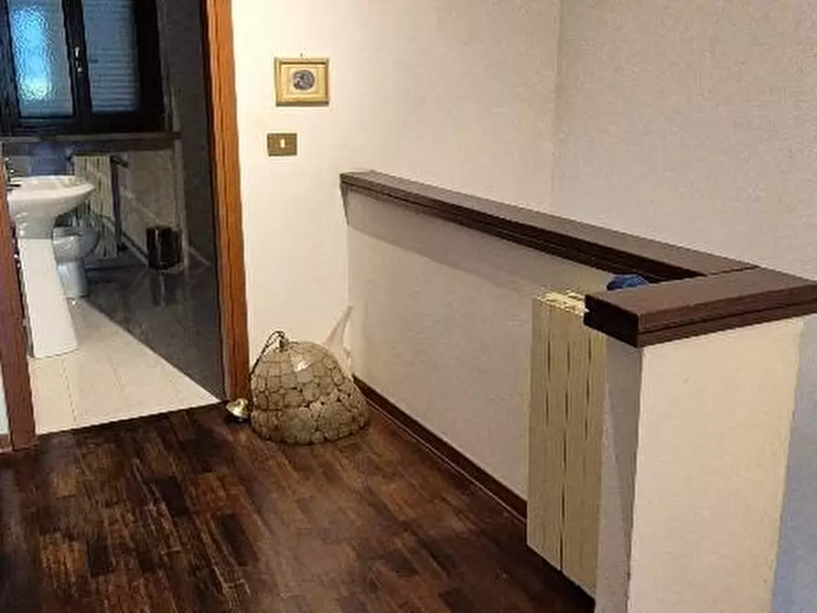 Immagine 25 di Villetta a schiera in vendita  a Calci