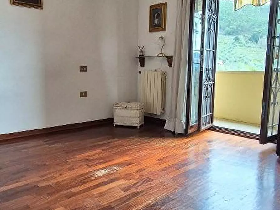 Immagine 27 di Villetta a schiera in vendita  a Calci