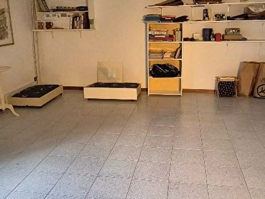 Immagine 41 di Villetta a schiera in vendita  a Calci