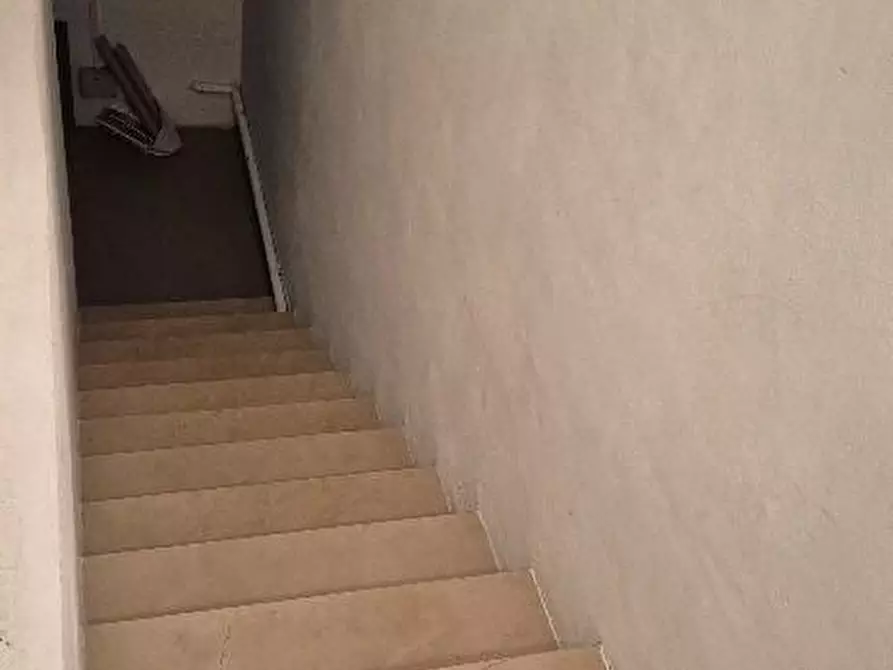 Immagine 43 di Villetta a schiera in vendita  a Calci