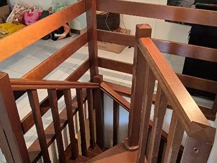 Immagine 37 di Villetta a schiera in vendita  a Calci