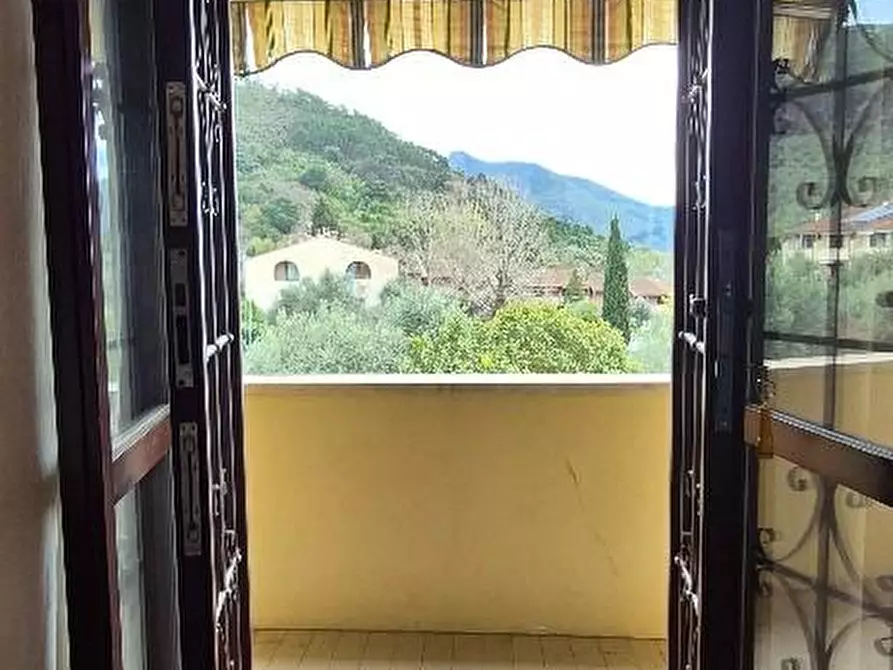 Immagine 26 di Villetta a schiera in vendita  a Calci