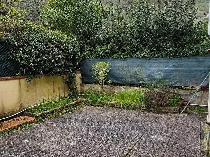 Immagine 13 di Villetta a schiera in vendita  a Calci