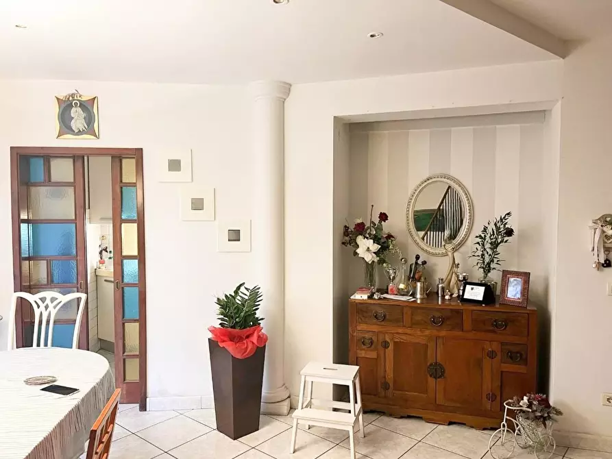 Immagine 11 di Appartamento in vendita  a Montelupo Fiorentino