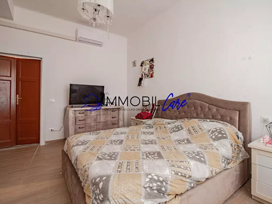 Immagine 10 di Appartamento in vendita  a Livorno