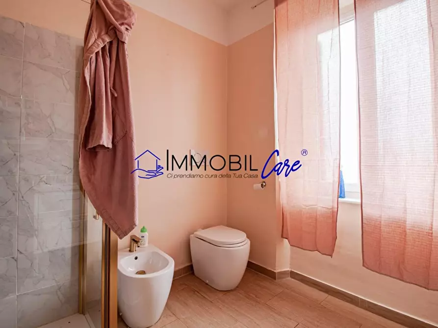 Immagine 23 di Appartamento in vendita  a Livorno