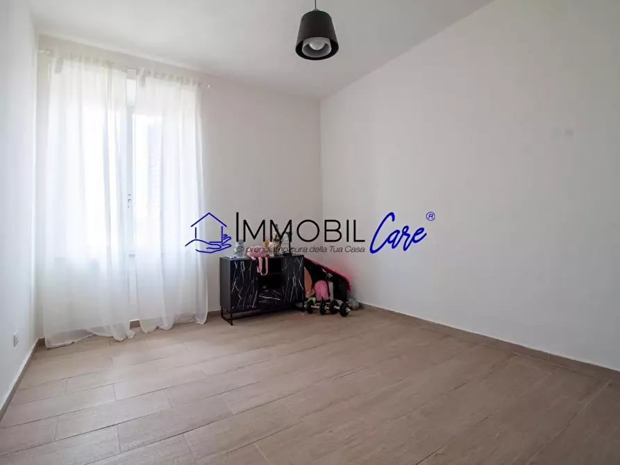 Immagine 19 di Appartamento in vendita  a Livorno