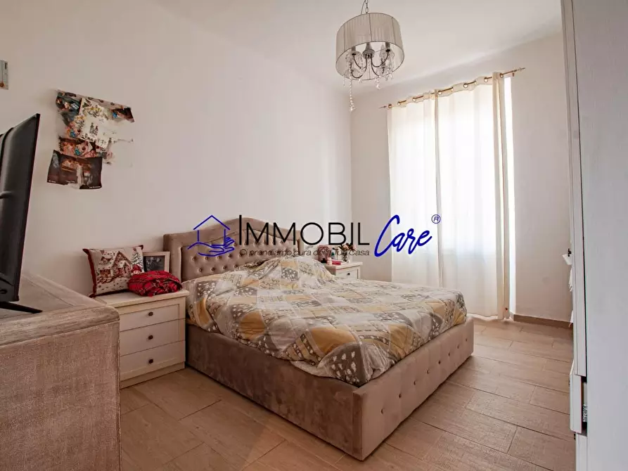 Immagine 9 di Appartamento in vendita  a Livorno