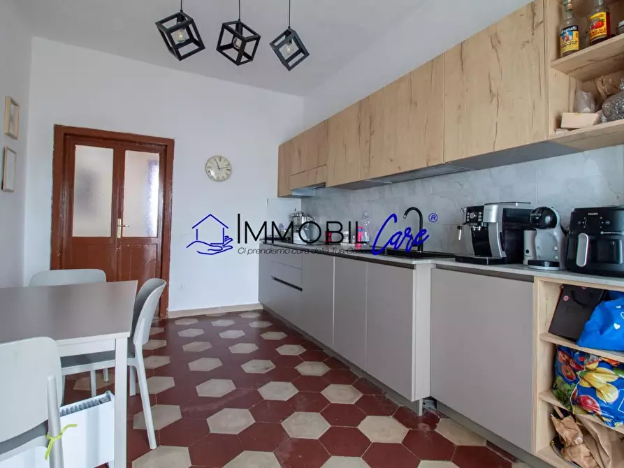 Immagine 7 di Appartamento in vendita  a Livorno